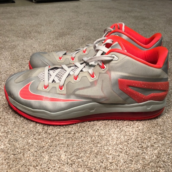 LeBron 11 Lows Laser Crimson Size 12 - Picture 6 of 7